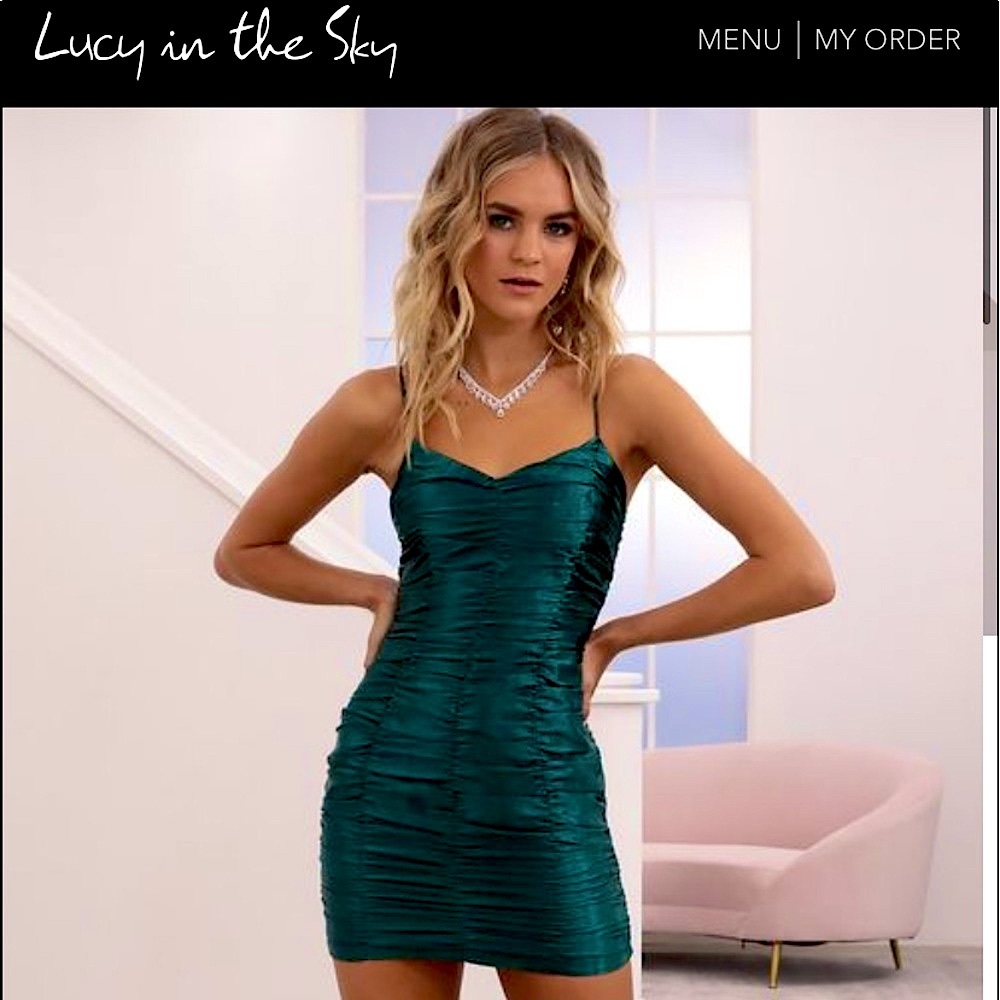 Lucy in the sky / medium / never worn no tags